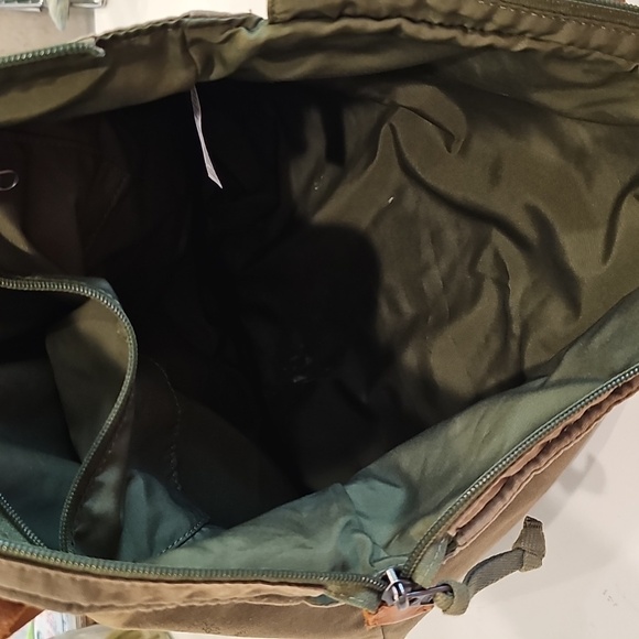 Green Levi's Canvas Tote Bag with Leather Straps - Picture 3 of 7